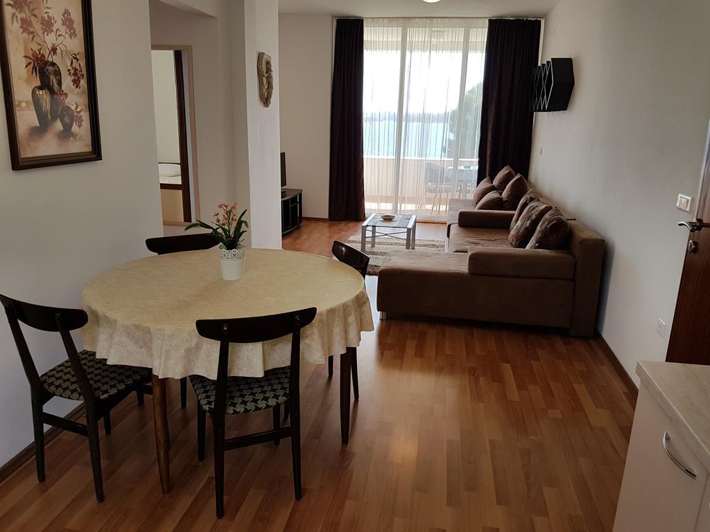 Apartments Surjak Orebić Exteriör bild